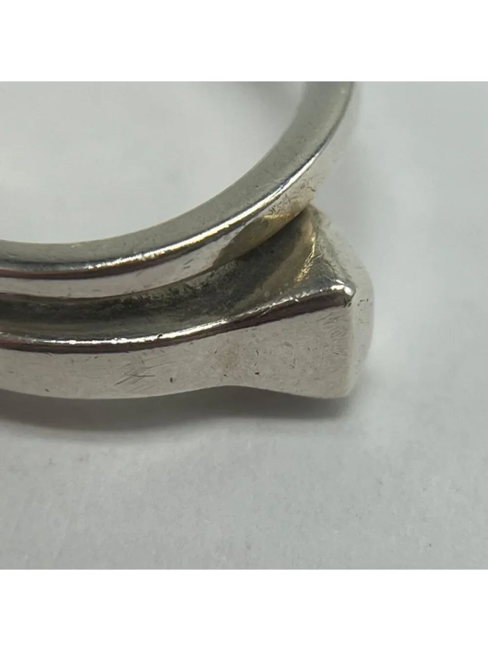 Gucci Chiodo Nail Ring